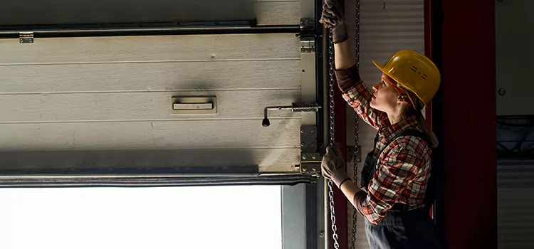 Addressing Common Garage Door Stoppage Issues in Mableton, GA