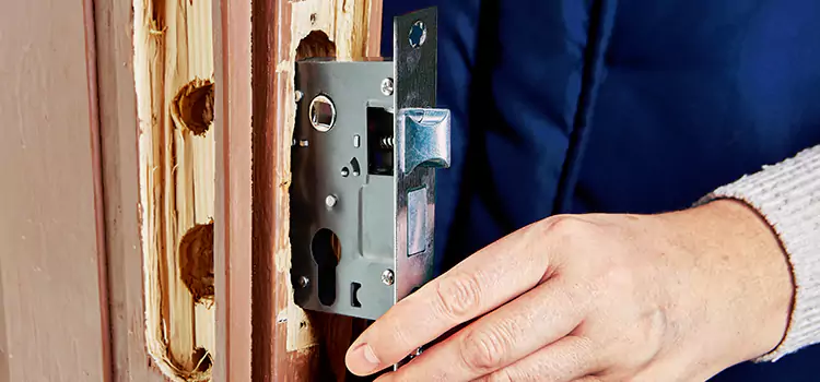 Garage Door Lock Replacement Mableton